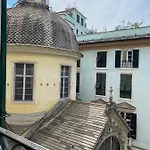 Couette-café Dormire Dai Grimaldi Gênes