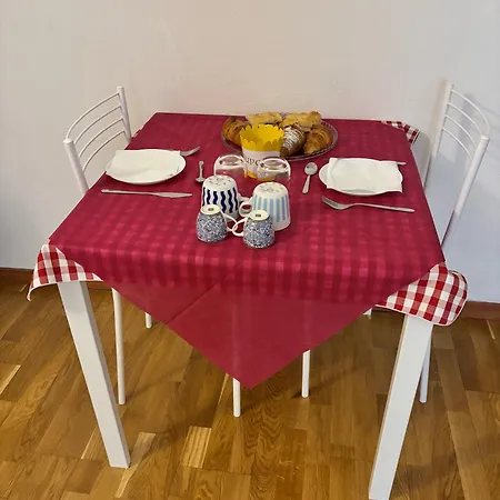 Dormire Dai Grimaldi Bed & Breakfast *